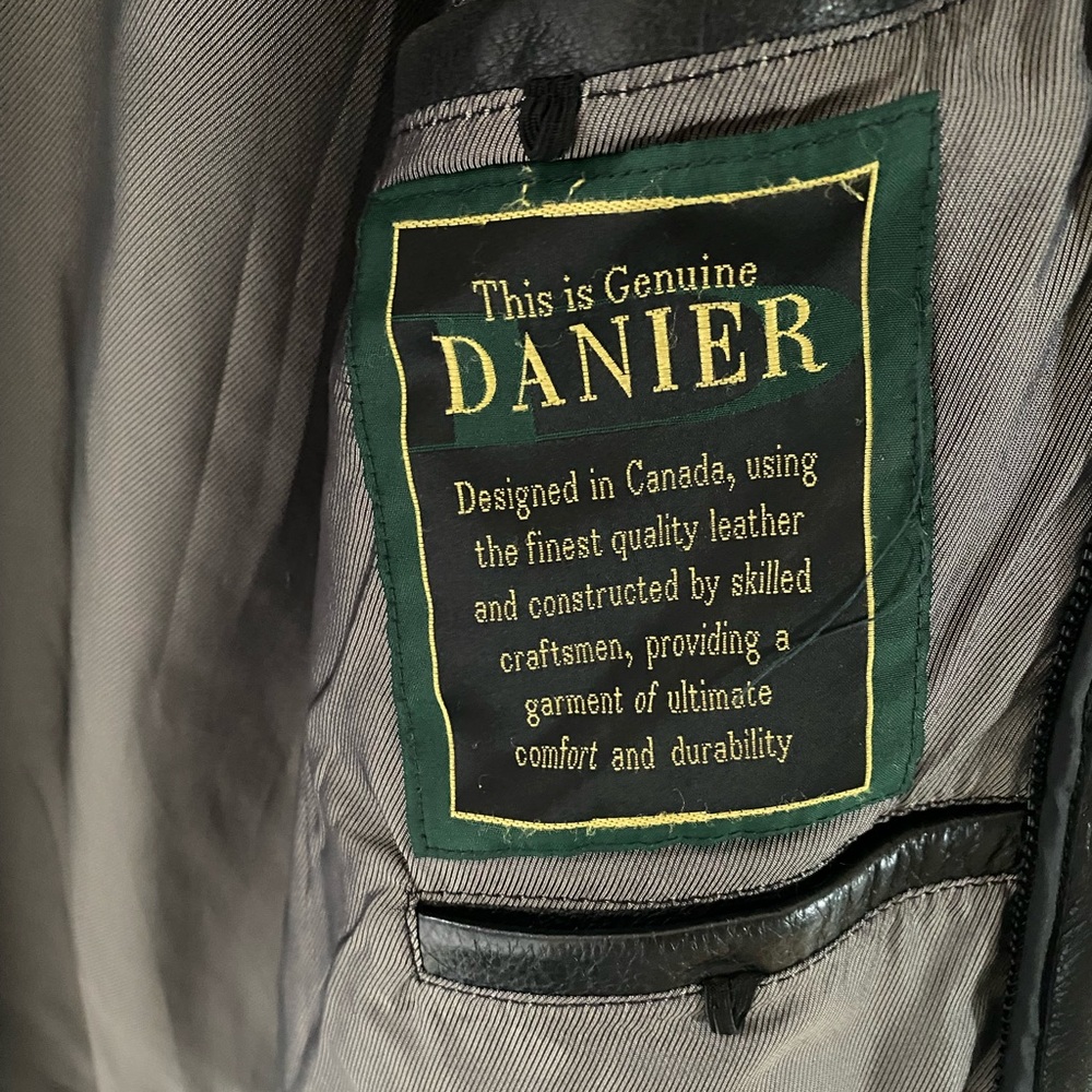 Men’s Danier Leather Car Coat - Picture 5 of 6